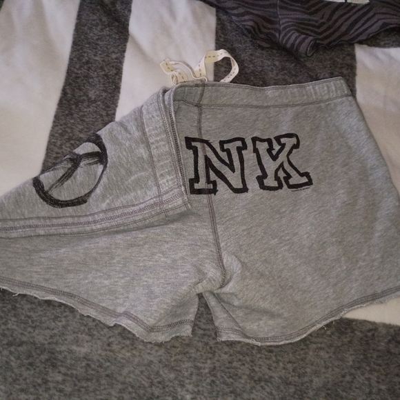 Victoria Secret Pink Short Shorts VS Booty Daisy Dukes Peace M Sweats